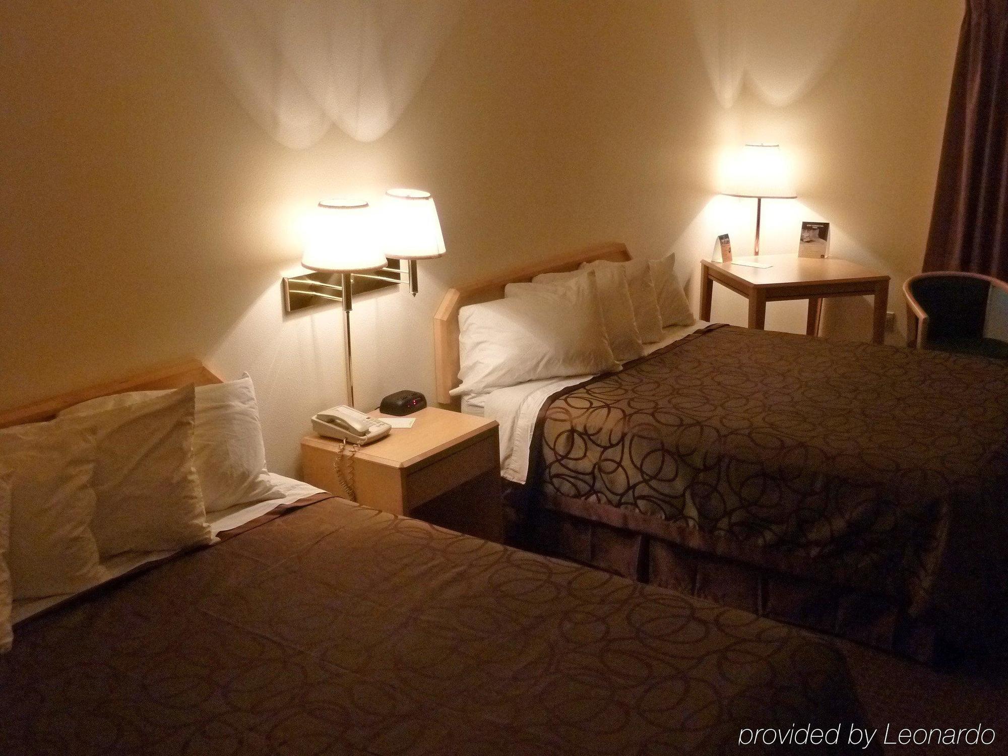 Inn At Lander, Travelodge By Wyndham Room photo